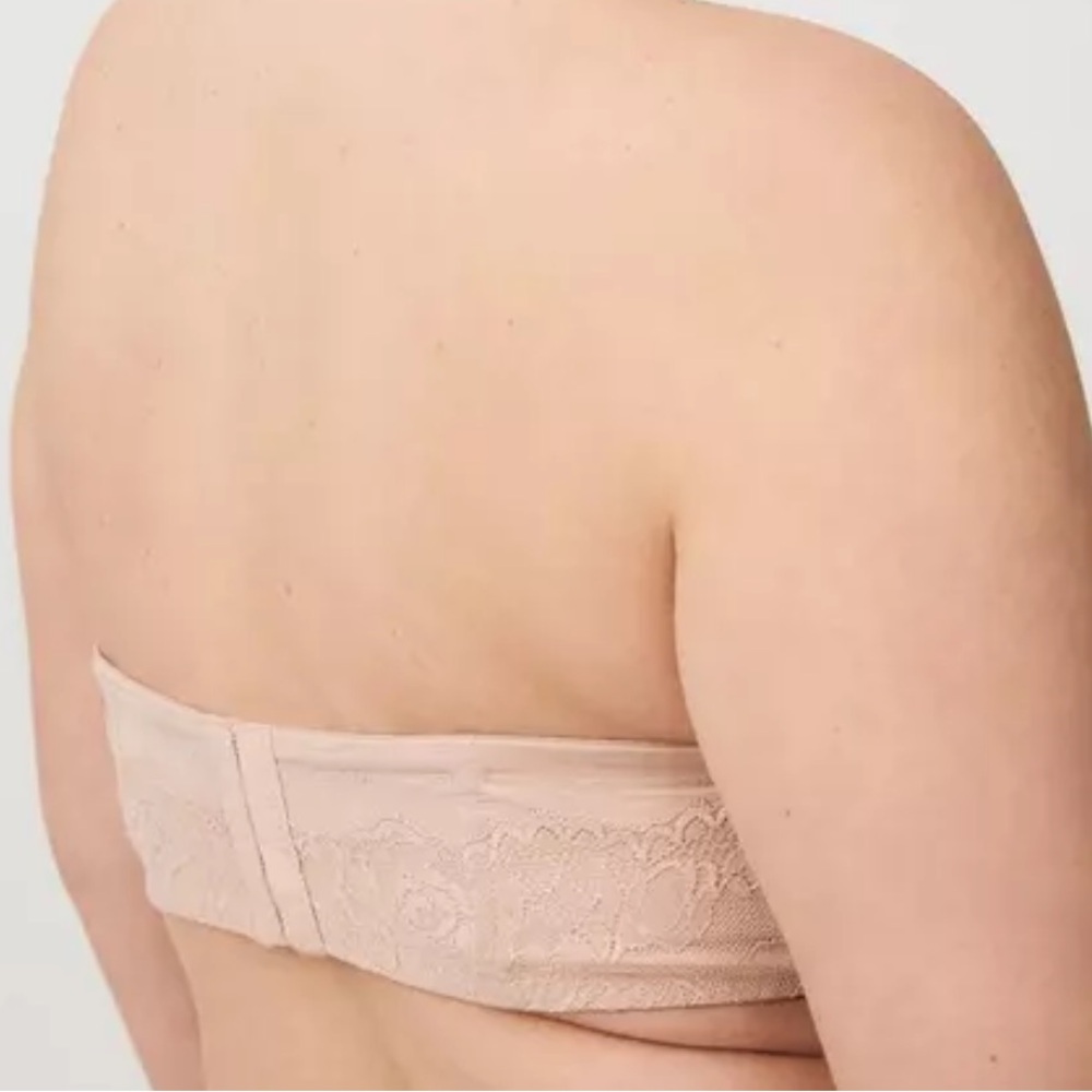 Torrid Bombshell Everyday Strapless Push-Up Bra - 40D - Picture 3 of 6